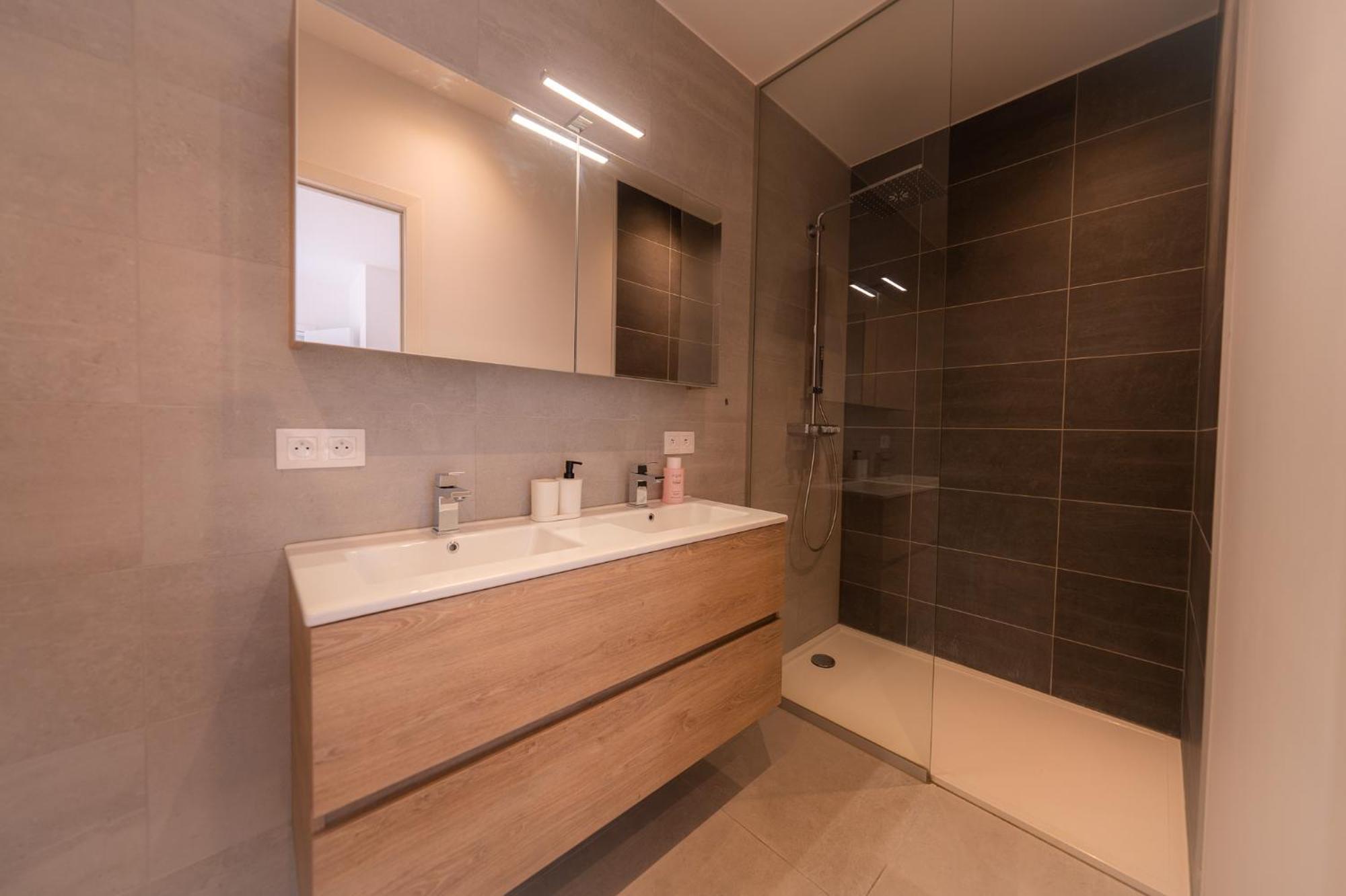 מונס Appartement Cosy Pres De Tout ! מראה חיצוני תמונה